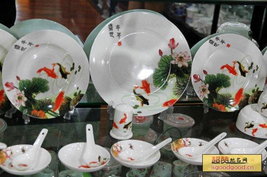 淄博陶瓷特产照片