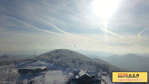 松花湖滑雪场景点照片