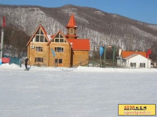绥芬河滑雪场景点照片