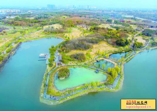 青龙湖水利风景区景点照片