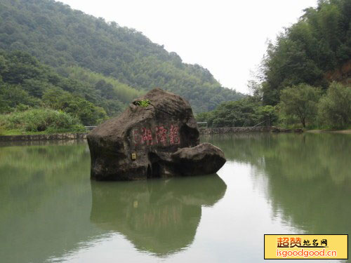 龙泽湖景点照片