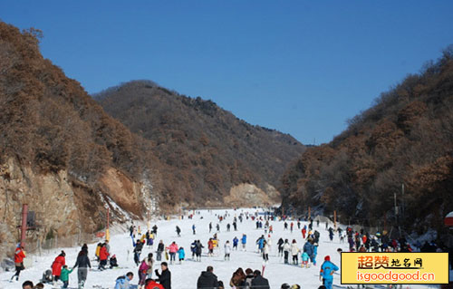 甘山滑雪场景点照片