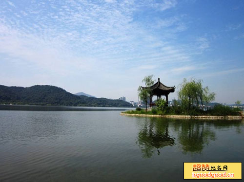 东方山附近景点磁湖风景区