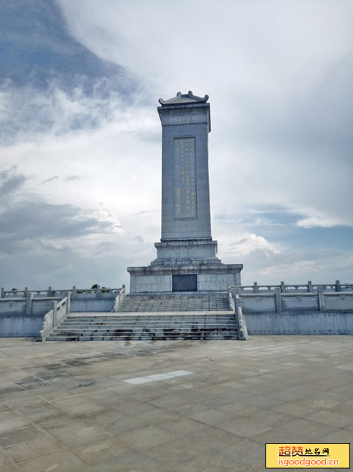 龙州起义纪念碑景点照片