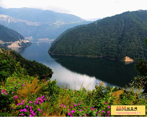 栗树附近景点澜沧江百里长湖旅游区