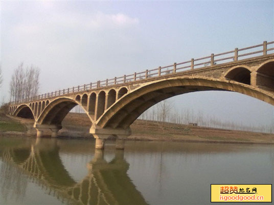 河南村桥景点照片