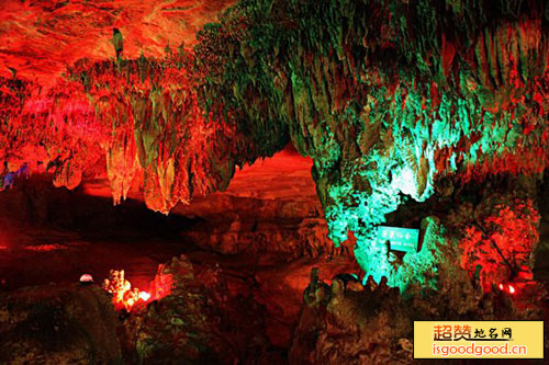 倭肯哈达洞穴景点照片