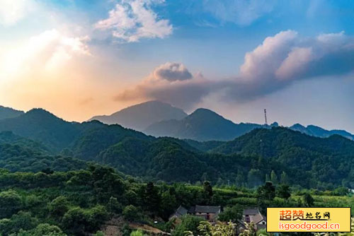 白杨山风景区景点照片
