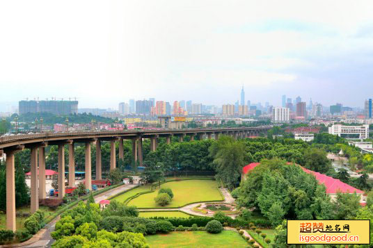 南京长江大桥公园景点照片