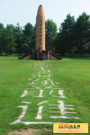 叶坪红军烈士纪念塔景点照片